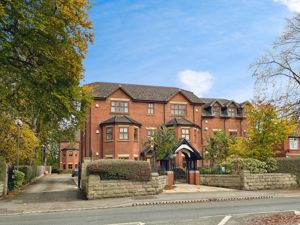 External- click for photo gallery